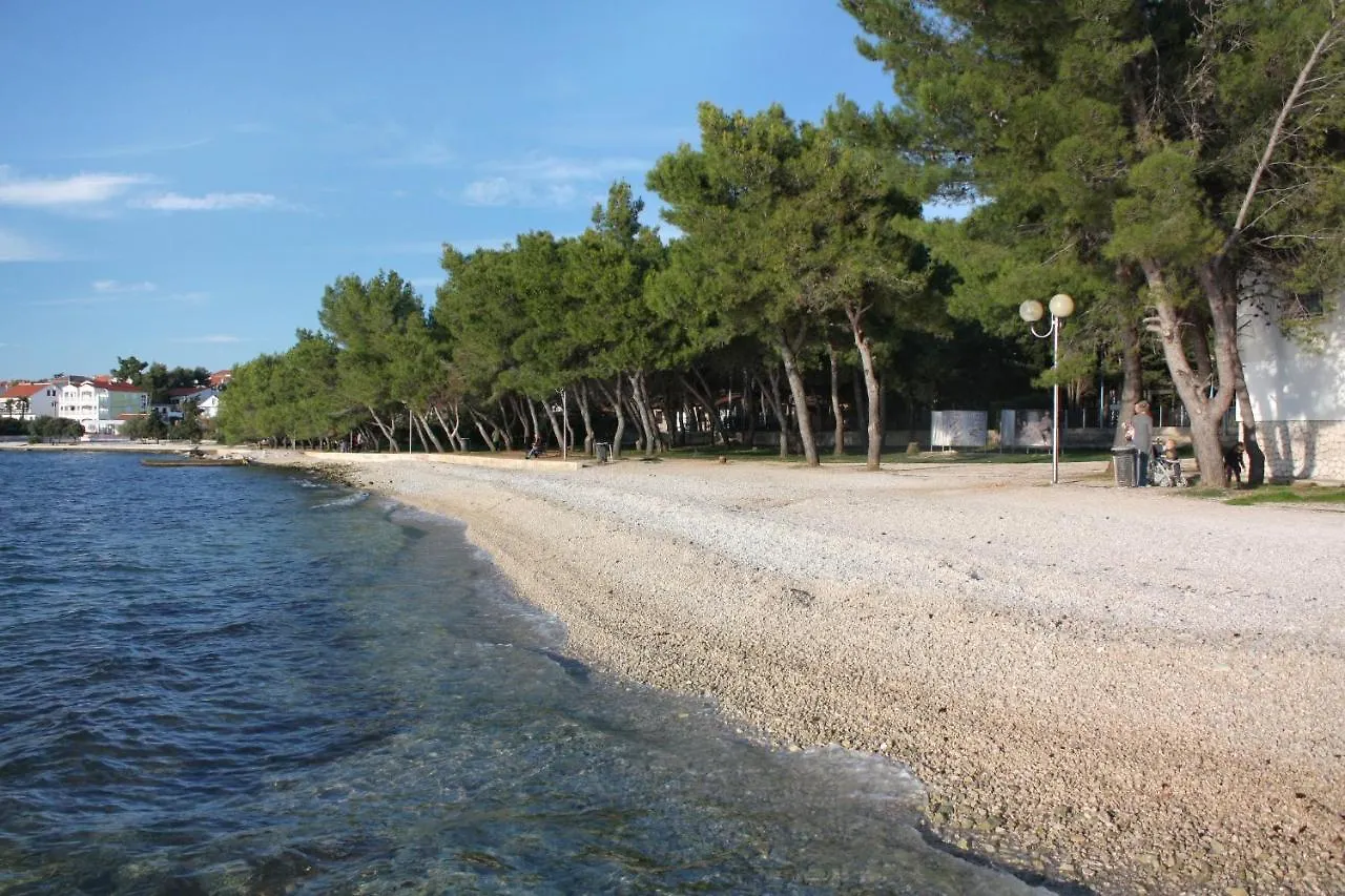 Apartments By The Sea Zadar - Diklo, Zadar - 16419 0*,  クロアチア